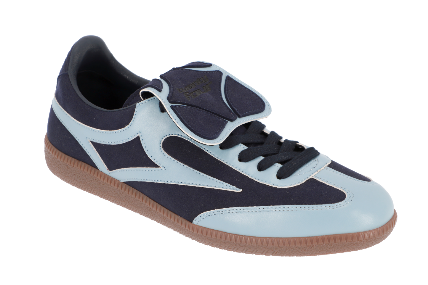 grauer Unisex Sneaker von twentyfourdegree – vegan, nachhaltig, aus Apfelleder mit Streetwear-Look, Made in Portugal