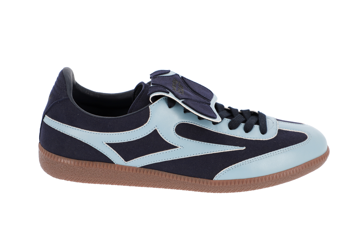 twentyfourdegree nachhaltiger Sneaker – grauer Unisex-Schuh aus veganem Apfelleder mit Vintage-Optik, produziert in Portugal