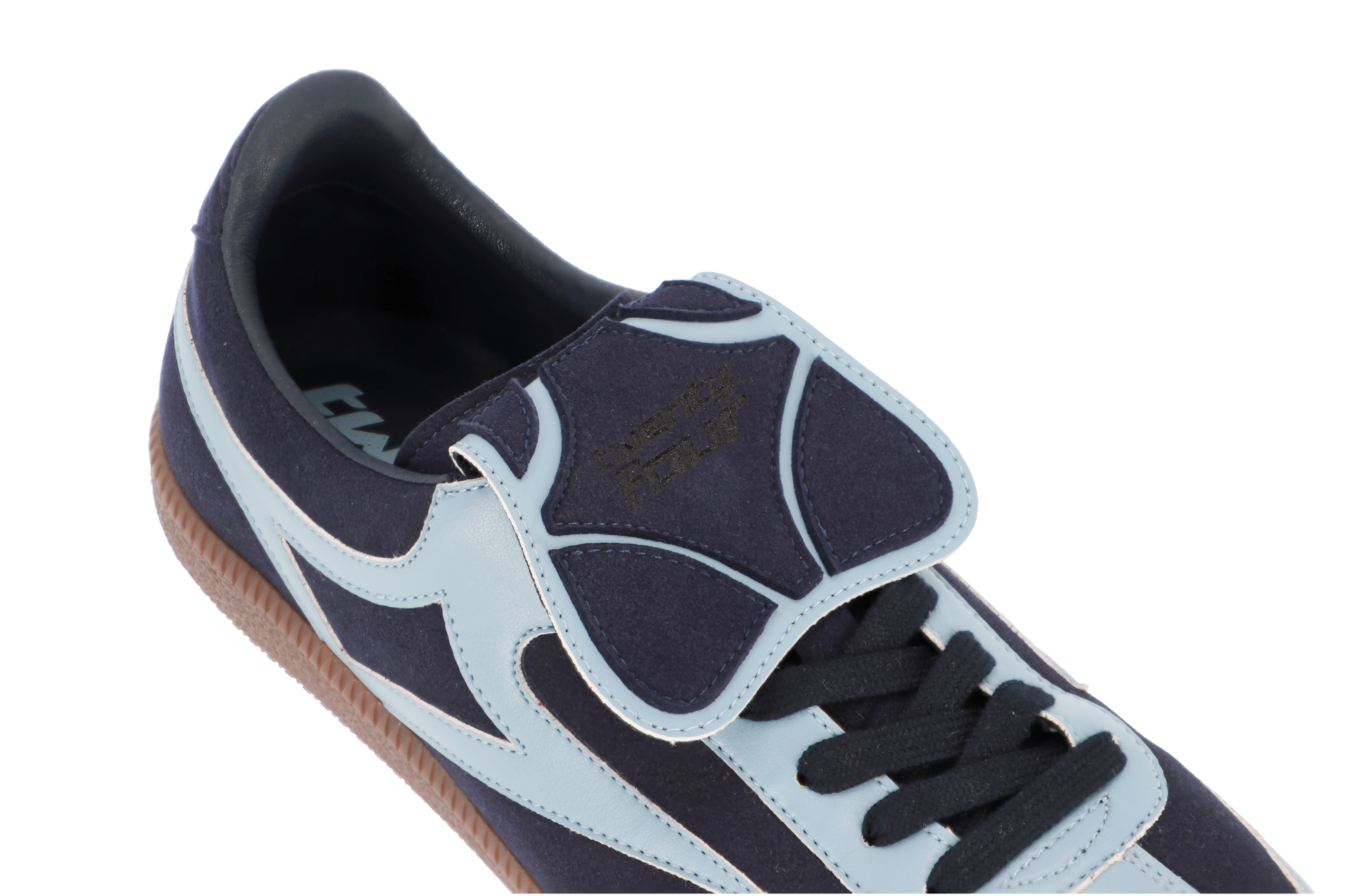 Vegane Schuhe von twentyfourdegree – grauer Retro Sneaker aus Apfelleder, fair hergestellt in Portugal